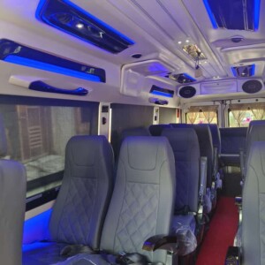 urbania tempo traveller in udaipur pictures